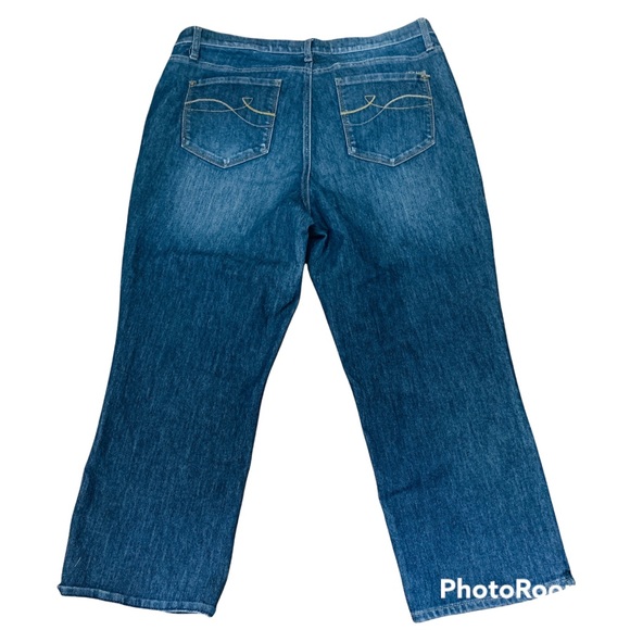 DKNY Dark Wash Denim Jeans Size 16W - Picture 2 of 7